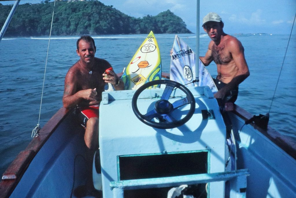 Lendários Picuruta e Almir Salazar durante viagem para a Costa Rica em 1996.