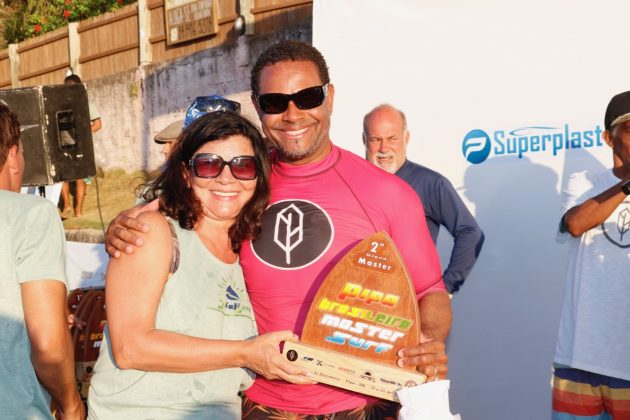 Brigida Frazão e Jojó de Olivença, Pipa Master Surf 2019, Praia do Abacateiro (RN). Foto: Lima Jr.