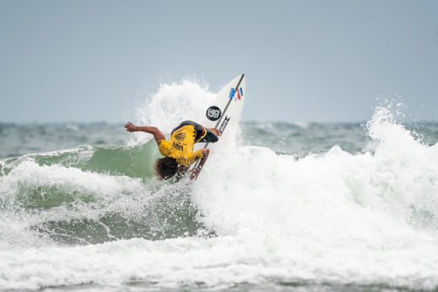 Carlos Munoz, ISA World Surfing Games 2019, Miyazaki, Japão. Foto: ISA / Sean Evans.