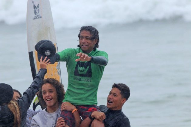 Cauã Gonçalves, Hang Loose Surf Attack 2019, Praia do Tombo, Guarujá (SP). Foto: Munir El Hage.
