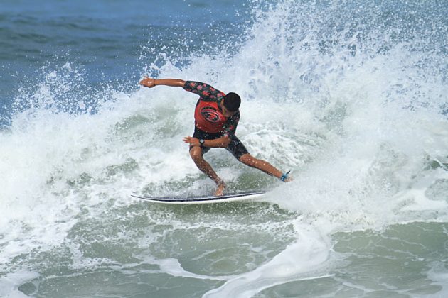 Lucas Bernardo, Ubatuba Pro Surf 2019, Vermelha do Centro (SP). Foto: Renato Boulos.