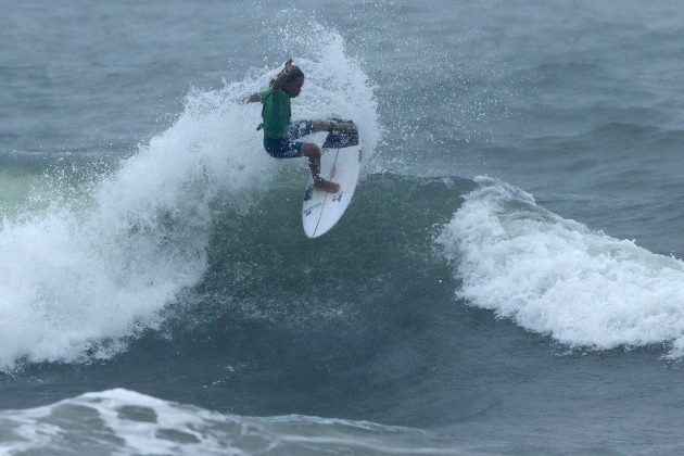Murilo Coura, Hang Loose Surf Attack 2019, Praia do Tombo, Guarujá (SP). Foto: Munir El Hage.