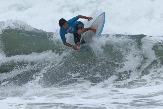 Philippe Neves, Hang Loose Surf Attack 2019, Praia do Tombo, Guarujá (SP). Foto: Munir El Hage.