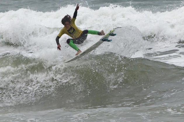 Ryan Fadul, Hang Loose Surf Attack 2019, Tombo, Guarujá (SP). Foto: Munir El Hage.