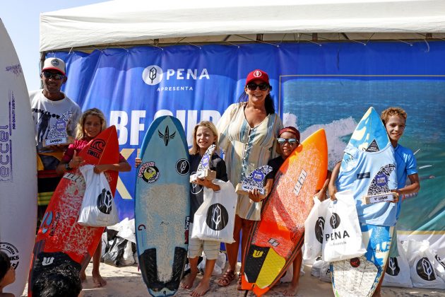 Pódio Sub 10 Feminino, BF Surf Kids 2019, Baía Formosa (RN). Foto: Lima Jr.