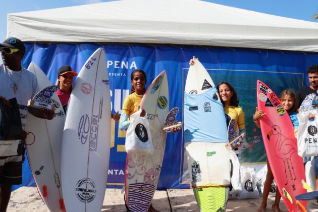 Pódio Sub 14 Feminino, BF Surf Kids 2019, Baía Formosa (RN). Foto: Lima Jr.