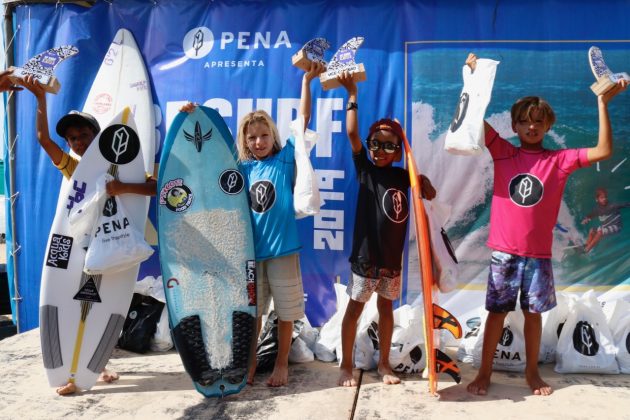Pódio Sub 8, BF Surf Kids 2019, Baía Formosa (RN). Foto: Lima Jr.