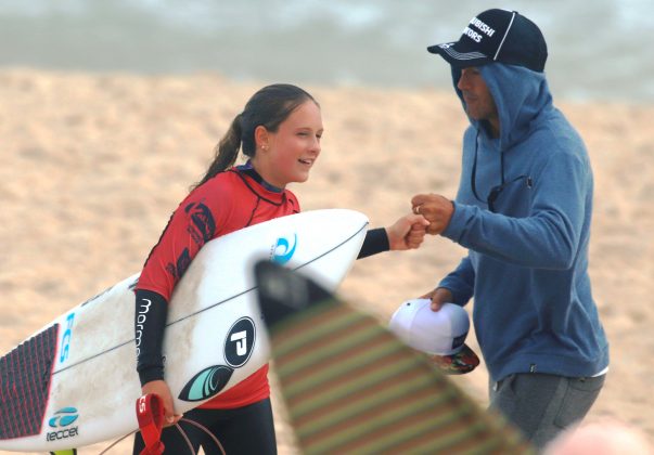 Isabelle Nalu e Everaldo Pato, Surf Talentos 2019, praia Mole, Florianópolis (SC). Foto: Basilio Ruy/P.P07.