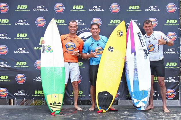 Pódio Grand Master, Surf Trip SP Contest 2019, praia do Tombo, Guarujá (SP). Foto: Munir El Hage.