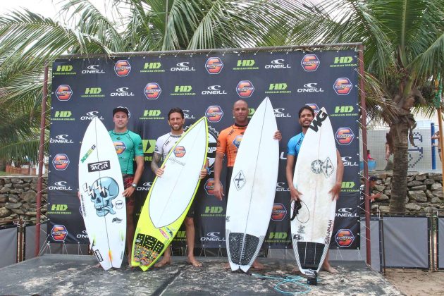 Pódio Open, Surf Trip SP Contest 2019, praia do Tombo, Guarujá (SP). Foto: Munir El Hage.