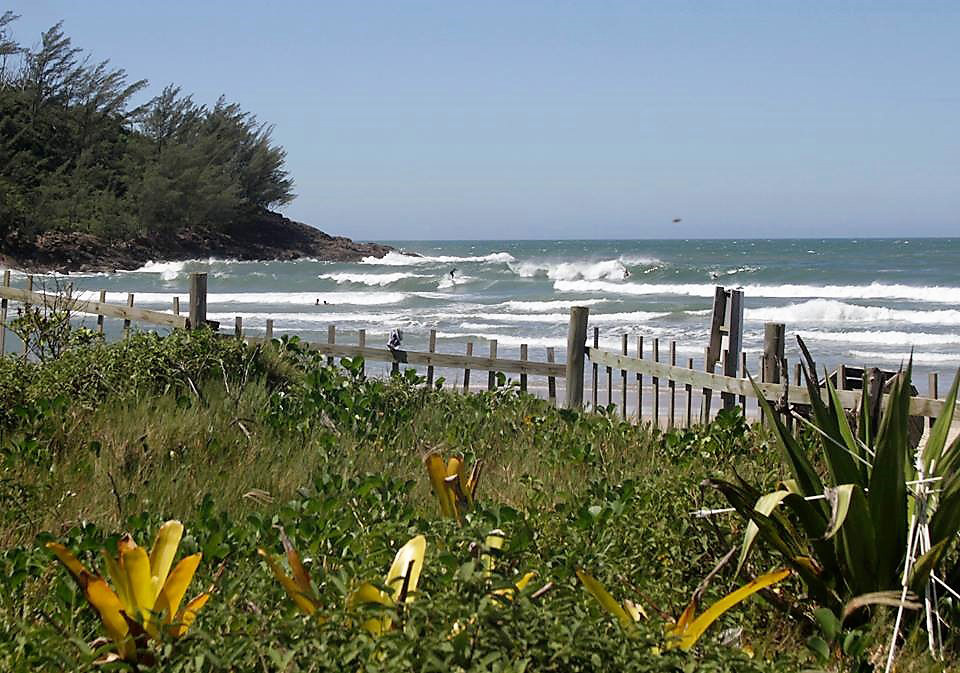 Praia da Ferrugem é um dos possíveis palcos do evento em Garopaba.