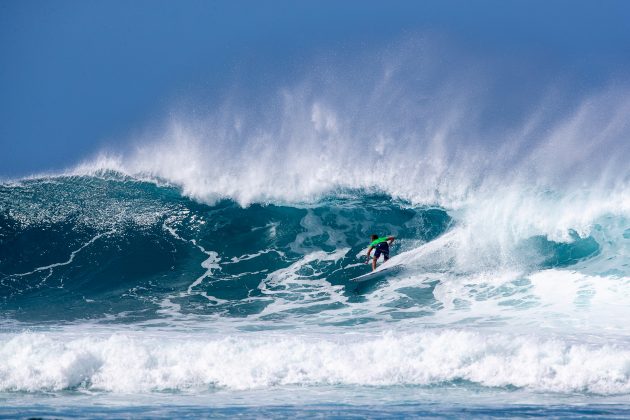 Tyler Newton, Vans World Cup of Surfing, Sunset, North Shore de Oahu, Havaí. Foto: WSL / Heff.