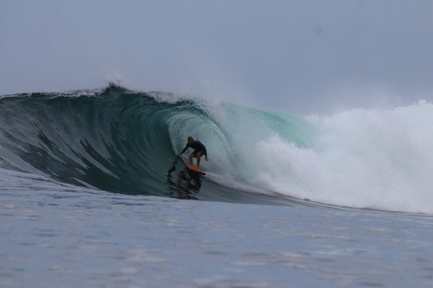 Josh Kerr, Mentawai, Indonésia. Foto: Divulgação.