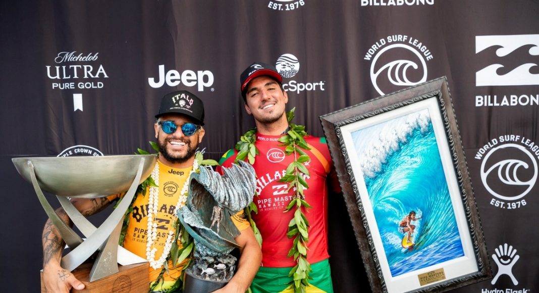 Italo Ferreira e Gabriel Medina, Billabong Pipe Masters 2019, North Shore de Oahu, Havaí. Foto: WSL / Cestari.