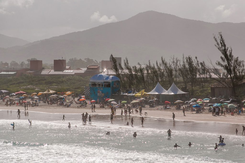 Rip Curl Grom Search conta novamente com ações ambientais.