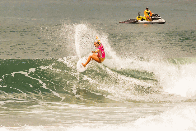 Gabriela Bryan, Surfest Newcastle Pro 2020, Merewether Beach, Austrália. Foto: WSL / Tom Bennett.