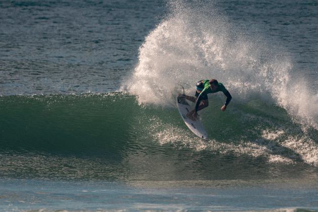 Ryan Callinan, Surfest Newcastle Pro 2020, Merewether Beach, Austrália. Foto: WSL / Tom Bennett.