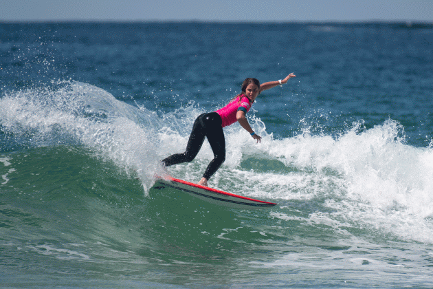 Leticia Canales Bilbao, Sydney Surf Pro 2020, Manly Beach, Austrália. Foto: WSL / Smith.