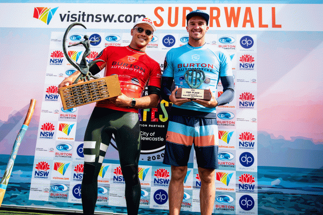 Julian Wilson e Ryan Callinan, Surfest Newcastle Pro 2020, Merewether Beach, Austrália. Foto: WSL / Tom Bennett.