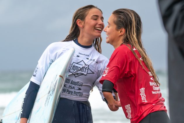 Liv Stone e Faith Lennox, AmpSurf ISA Para Surfing Championship 2020, La Jolla, Califórnia (EUA). Foto: ISA / Sean Evans.