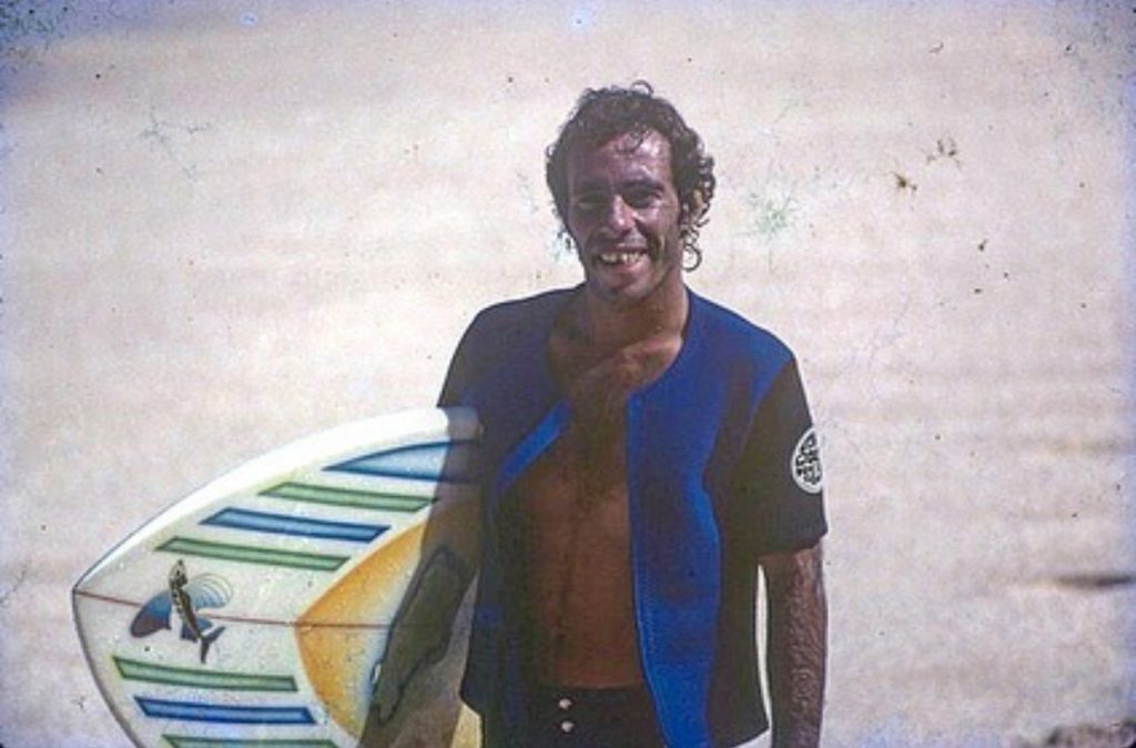 Sérgio Peixe representa o auge do kneeboard no Brasil.