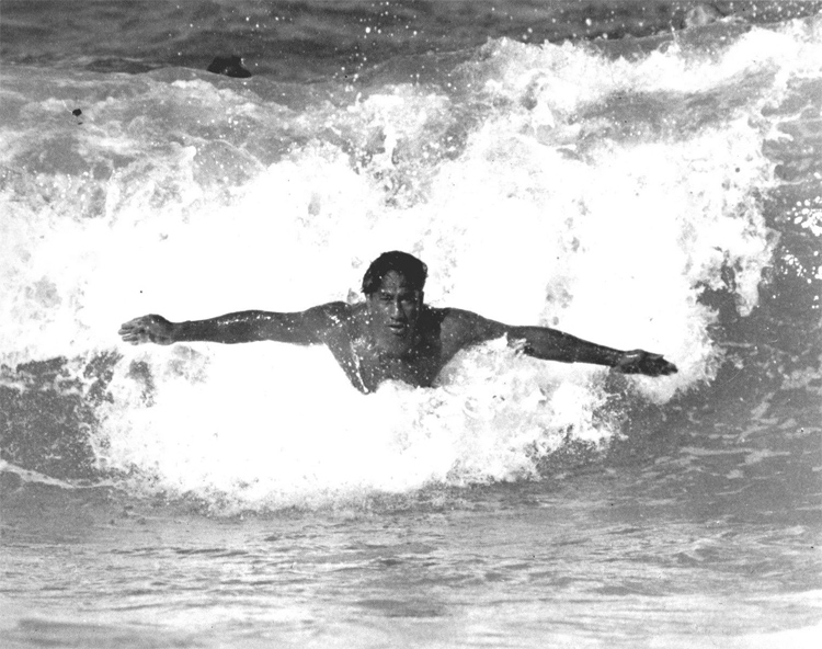 Bodysurf na praia de Makapuu.