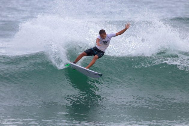 Daniel Adisaka, Hang Loose Surf Attack 2020, Itamambuca, Ubatuba (SP). Foto: Daniel Smorigo.