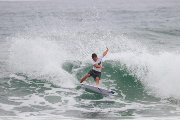 Daniel Adisaka, Hang Loose Surf Attack 2020, Itamambuca, Ubatuba (SP). Foto: Daniel Smorigo.