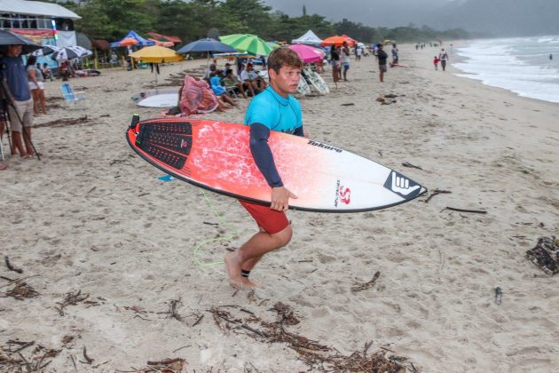Leo Casal, Hang Loose Surf Attack 2020, Itamambuca, Ubatuba (SP). Foto: Daniel Smorigo.