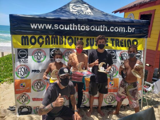 Pódio etapa final, Surfe Treino South to South 2020, Praia do Moçambique, Florianópolis (SC). Foto: @slabhouseproductions.