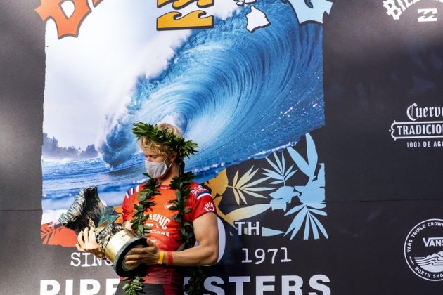 John John Florence, Billabong Pipe Masters 2020, North Shore de Oahu, Havaí. Foto: WSL / Keoki.