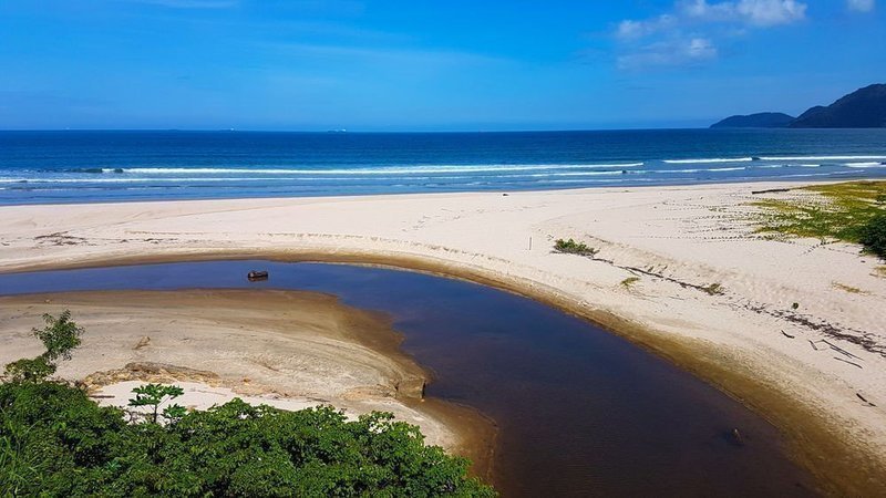 Praia de Guaecá é um paraíso ecológico do litoral paulista.