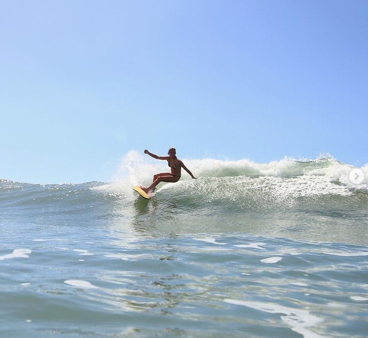 Alexia Monteiro, Perfil SuperSurf XP.