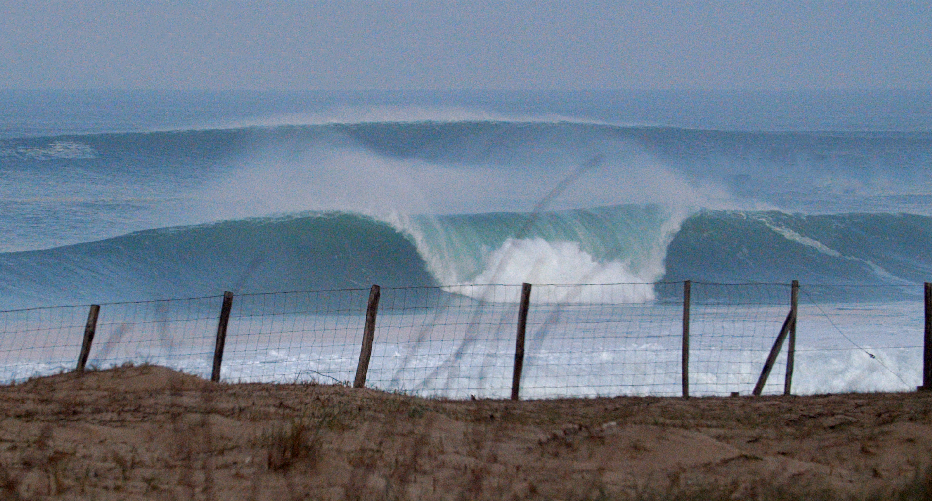 Previsão indica ondas grandes em Hossegor para o Pro France.