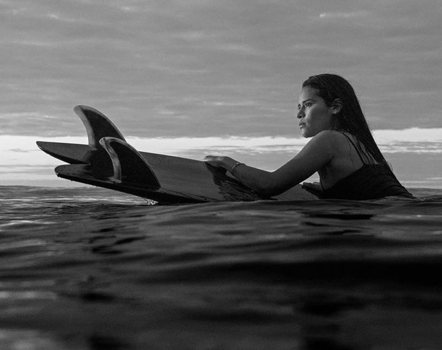 Katherine Diaz era uma das principais estrelas do surfe de El Salvador.