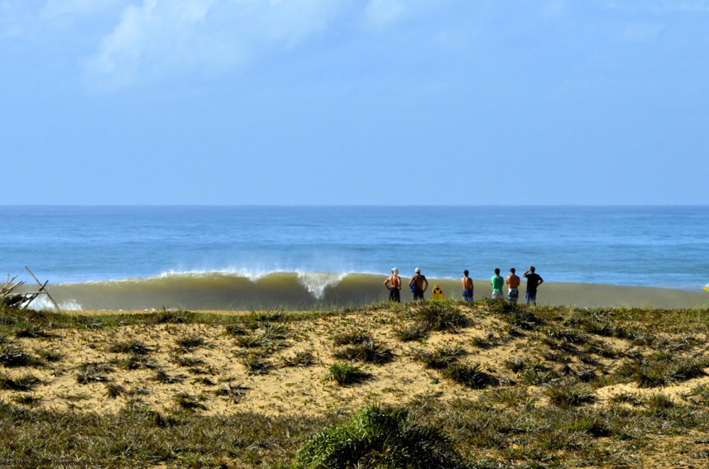 Quando a lama chegou, em 2015, o surfe era o principal responsável pelo crescimento do turismo na Vila de Regência.
