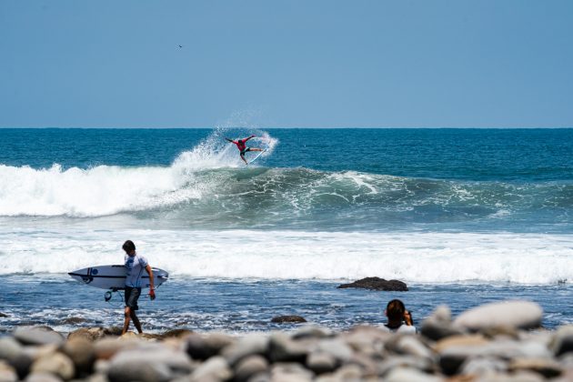 Italo Ferreira, Surf City El Salvador ISA World Surfing Games 2021, La Bocana. Foto: ISA / Ben Reed.