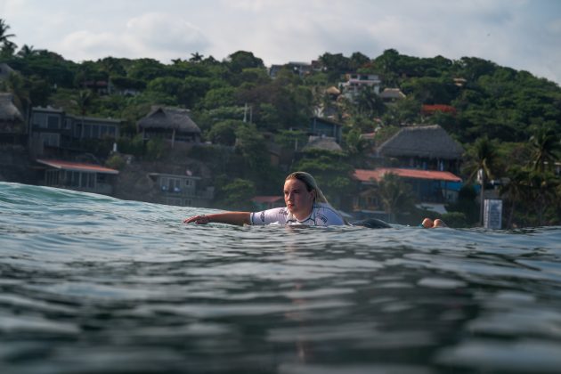 Ellie Turner, Surf City El Salvador ISA World Surfing Games 2021, El Sunzal. Foto: ISA / Evans.