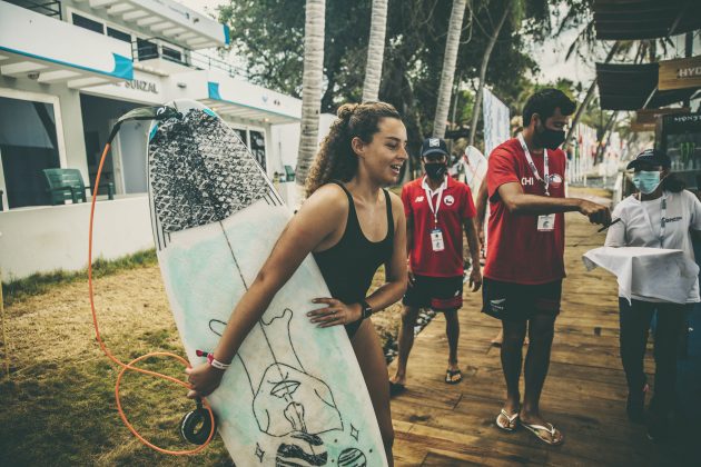 Lorena Fica, Surf City El Salvador ISA World Surfing Games 2021. Foto: ISA / Pablo Franco.