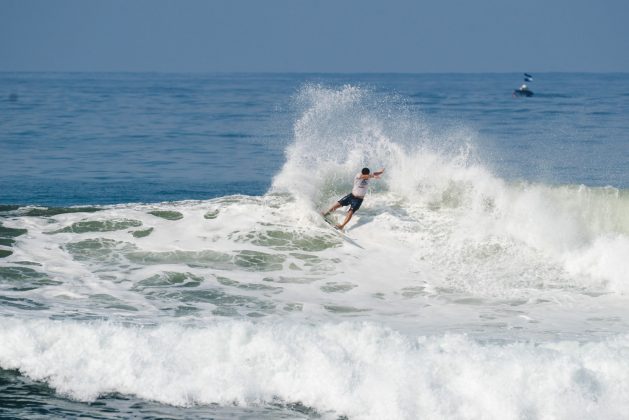 Michel Bourez, Surf City El Salvador ISA World Surfing Games 2021, El Sunzal. Foto: ISA / Jimenez.