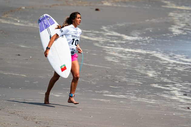 Teresa Bonvalot, Jogos Olímpicos 2021, Tsurigasaki Beach, Ichinomiya, Chiba, Japão. Foto: ISA / Ben Reed.