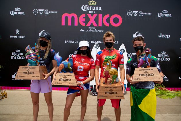Stephanie Gilmore, Malia Manuel, Jack Robinson e Deivid Silva, Open Mexico 2021, Barra de la Cruz, México. Foto: WSL / Heff.