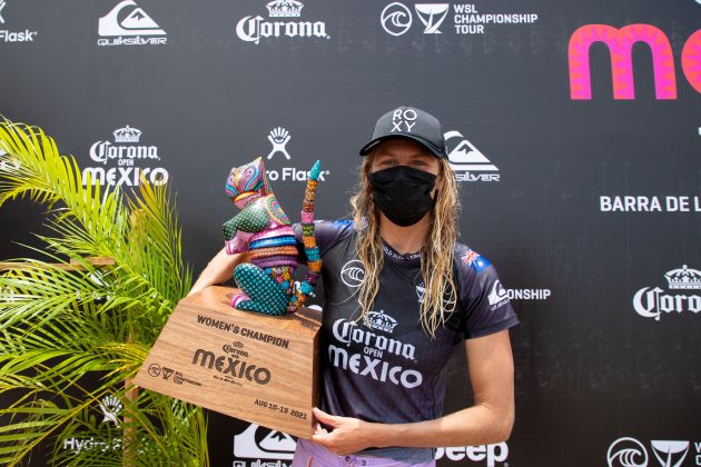Stephanie Gilmore, Open Mexico 2021, Barra de la Cruz, México. Foto: WSL / Heff.