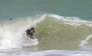 Adilson Gomes se prepara para o início do Circuito Pernambucano de Bodyboard