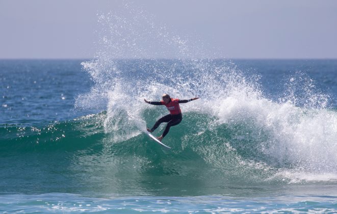 Kirra Pinkerton, US Open of Surfing 2021, Huntington Beach, Califórnia (EUA). Foto: WSL / Morris.