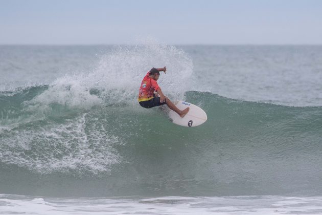 Yuri Gabriel, Circuito Surf Kids 2021, Praia do Campeche, Florianópolis (SC). Foto: Matusa Gonzaga.