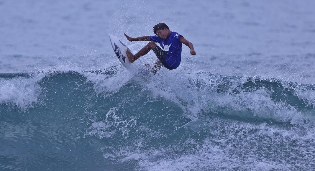 Bernardo Bicalho, Hang Loose Surf Attack 2021, Praia de Camburi, São Sebastião (SP). Foto: Munir El Hage.