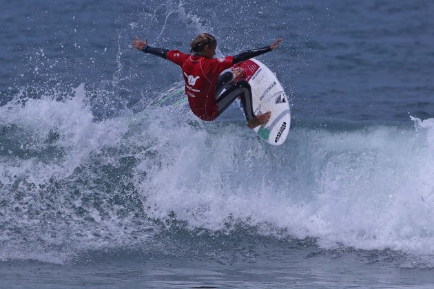 Eduardo Mulford, Hang Loose Surf Attack 2021, Praia de Camburi, São Sebastião (SP). Foto: Munir El Hage.