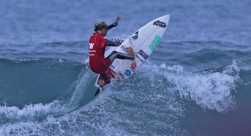 Eduardo Mulford, Hang Loose Surf Attack 2021, Praia de Camburi, São Sebastião (SP). Foto: Munir El Hage.