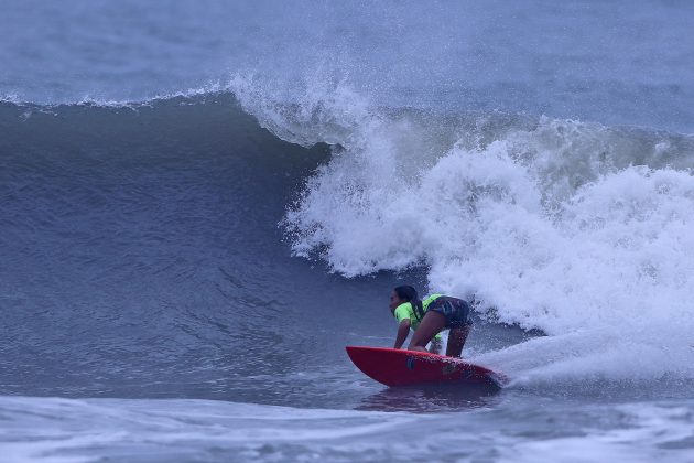 Giovanna Donato, Hang Loose Surf Attack, Praia de Camburi, São Sebastião (SP). Foto: Munir El Hage.